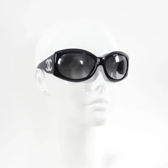 Authentic Chanel Black Wrap Sunglasses with Mother of Pearl CC detail at temples - Picture 14 of 14